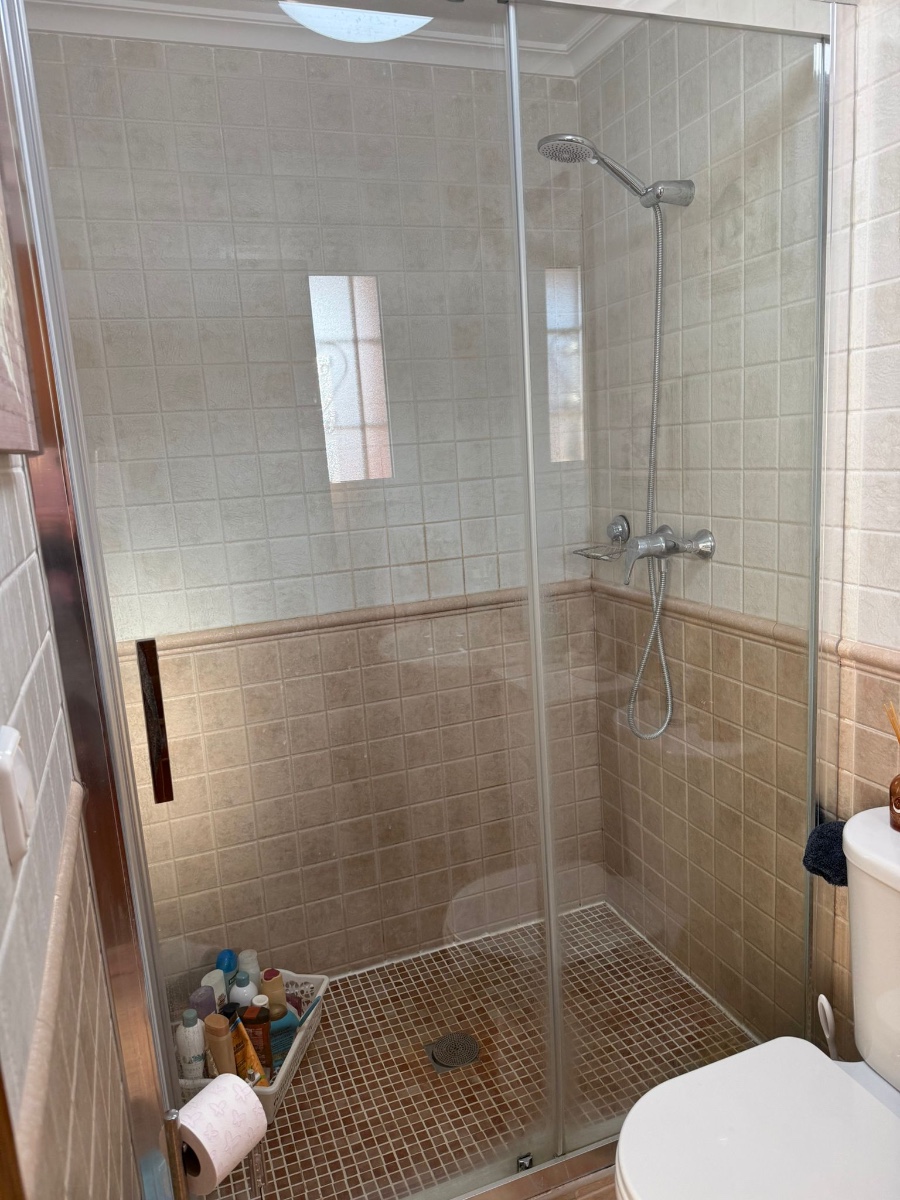 Bedroom in terraced for sale in Fortuna