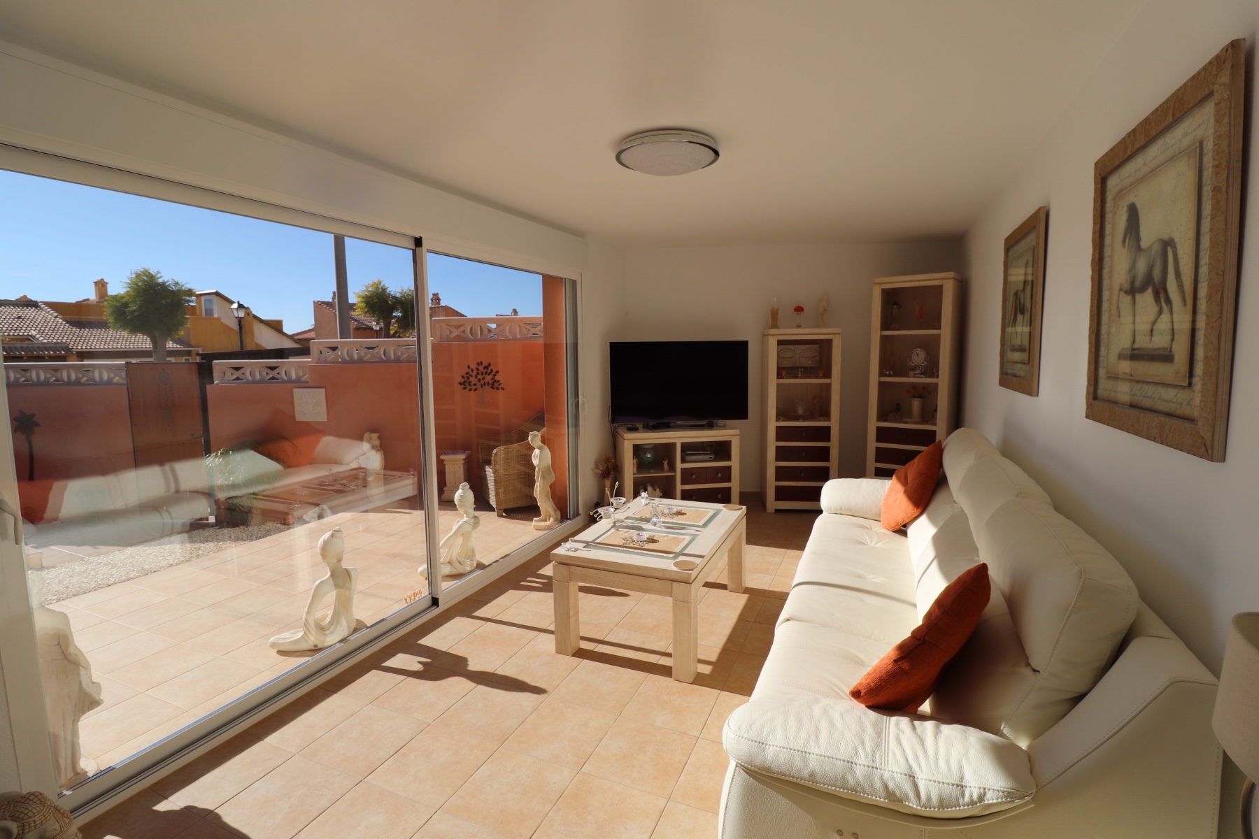 Bedroom in terraced for sale in Fortuna