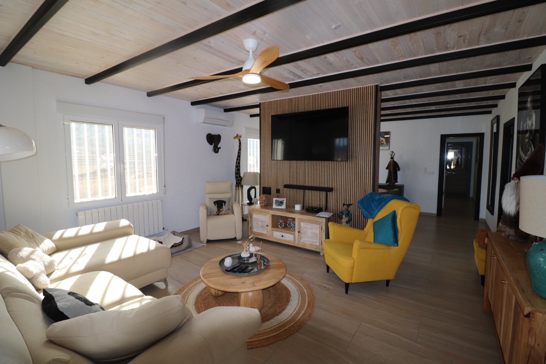 Living room in villa for sale in La Romana