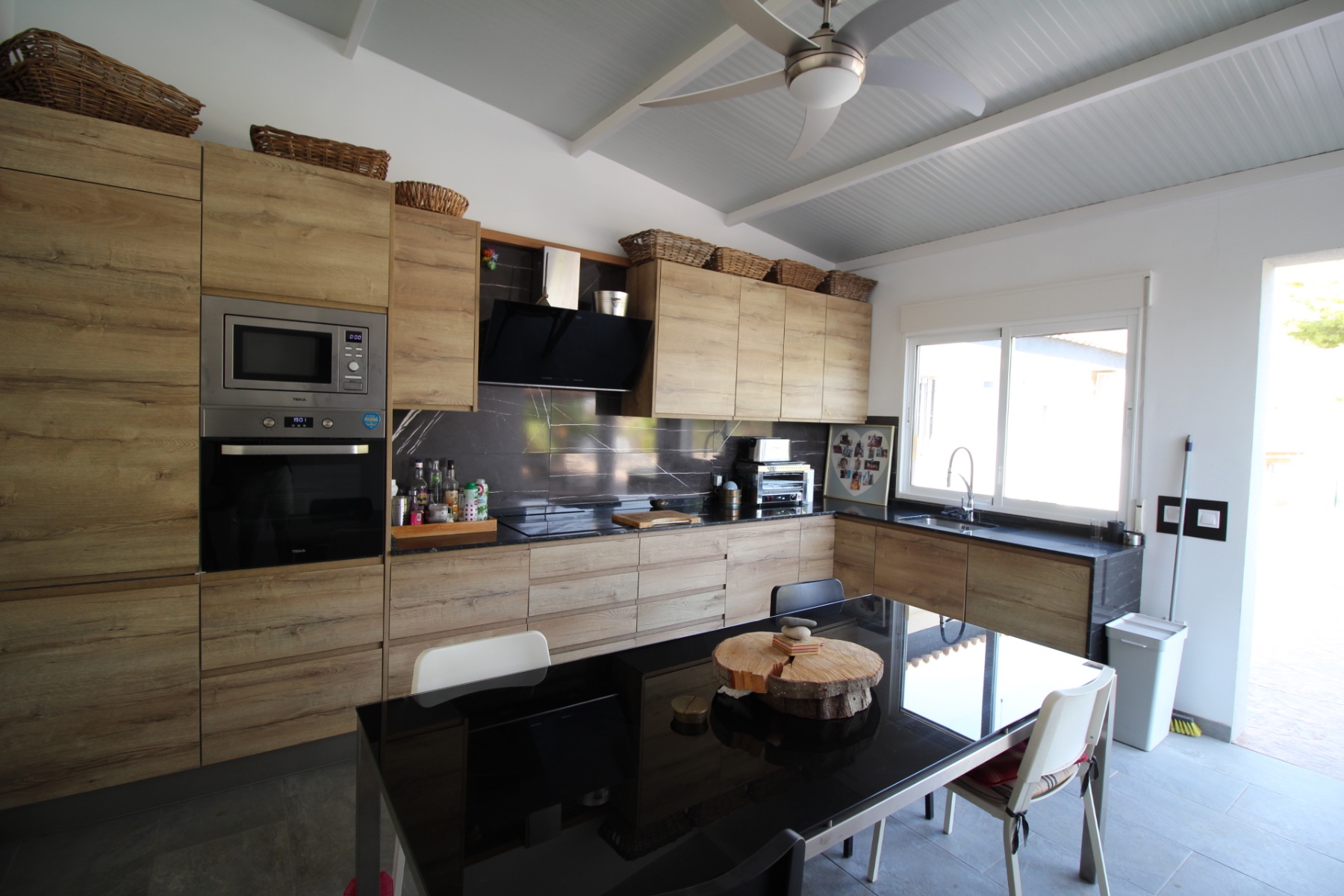 Kitchen in villa for sale in Fortuna
