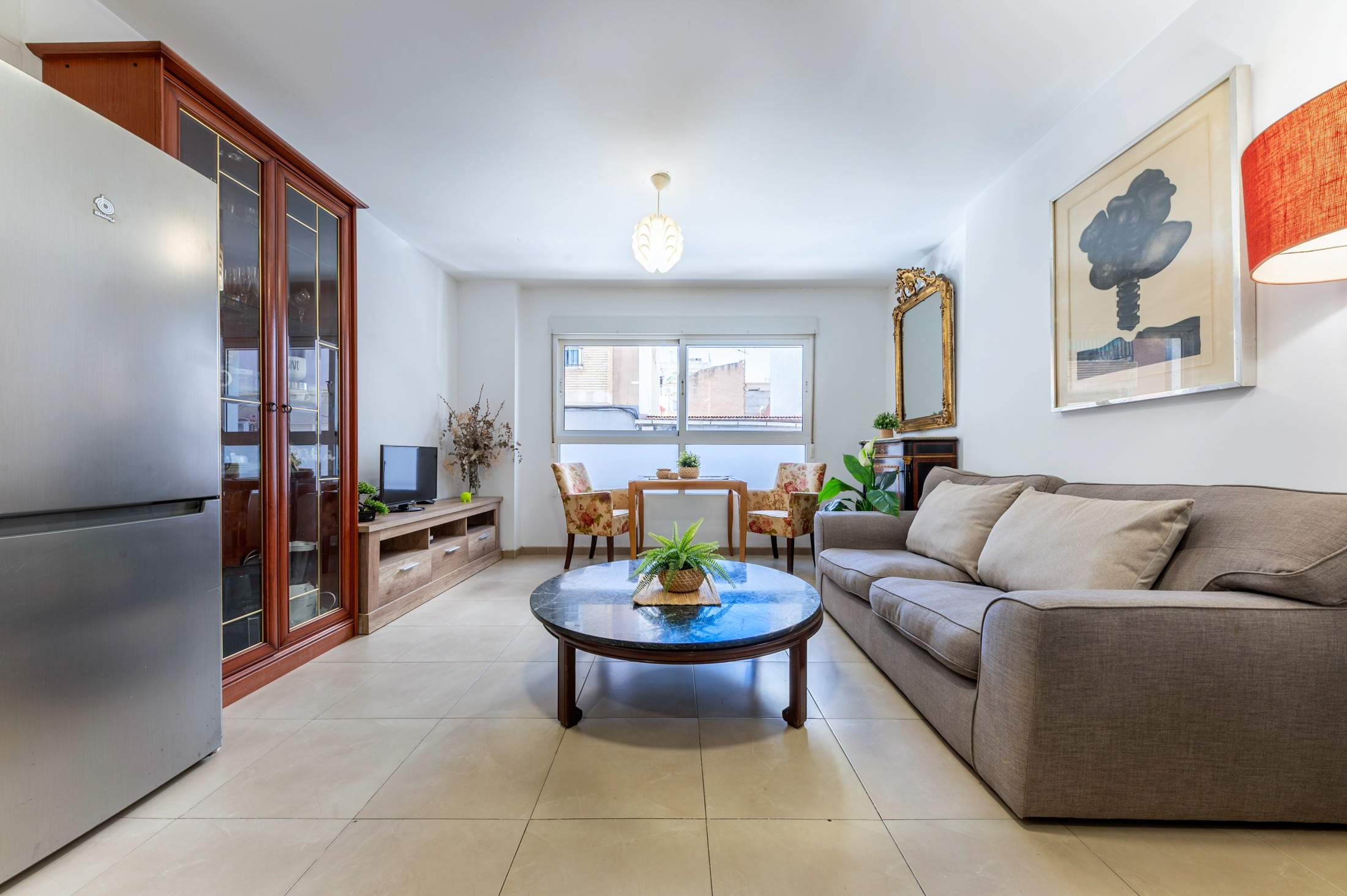 Bedrooms: 2, Bathrooms: 2, Apartment in Alicante, Alicante, Spain