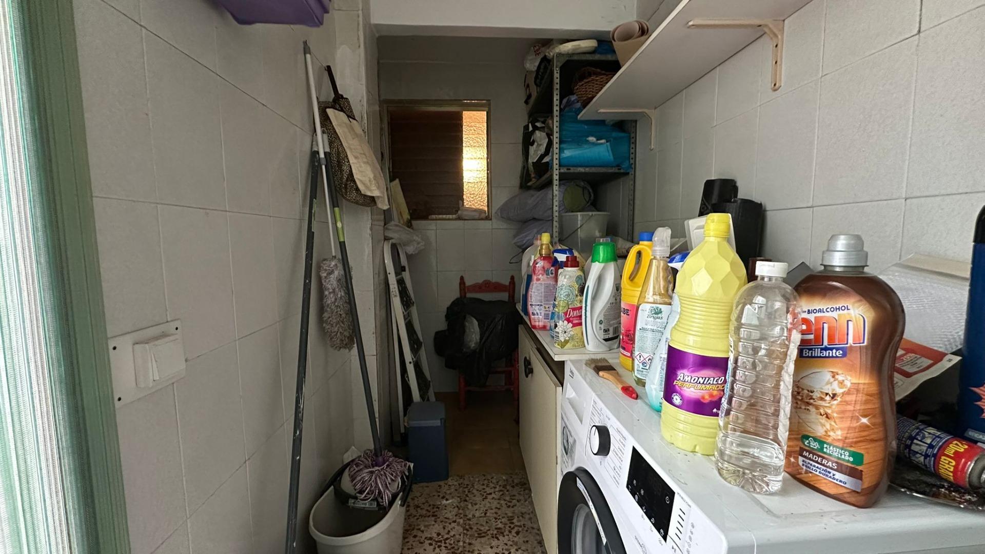 Kitchen in apartment for sale in Torrevieja