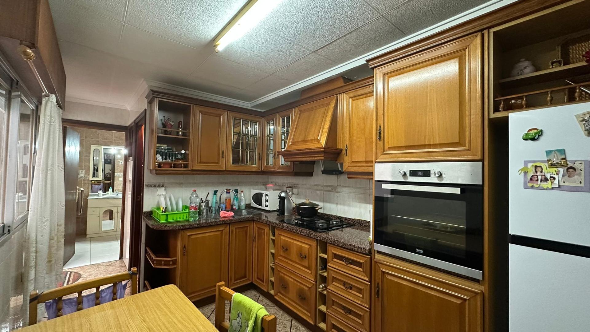 Bedroom in apartment for sale in Torrevieja