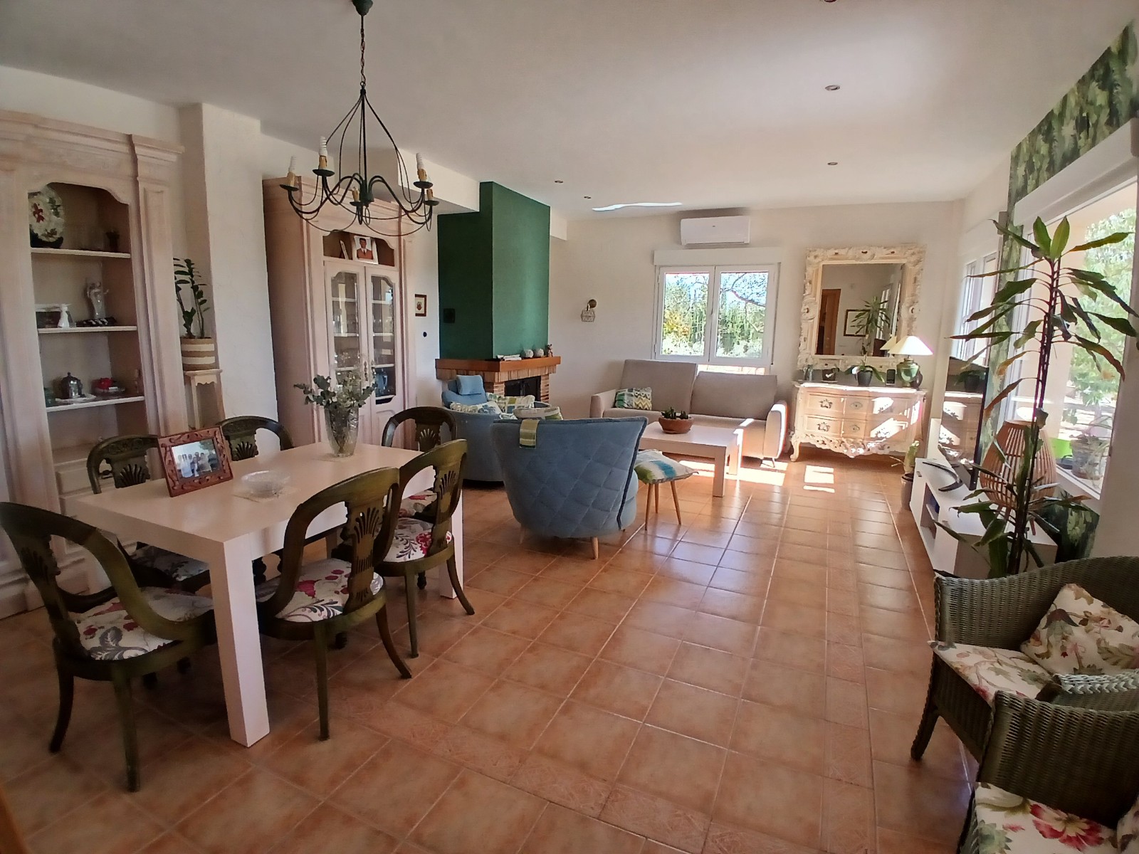 Exterior view in villa for sale in Yecla