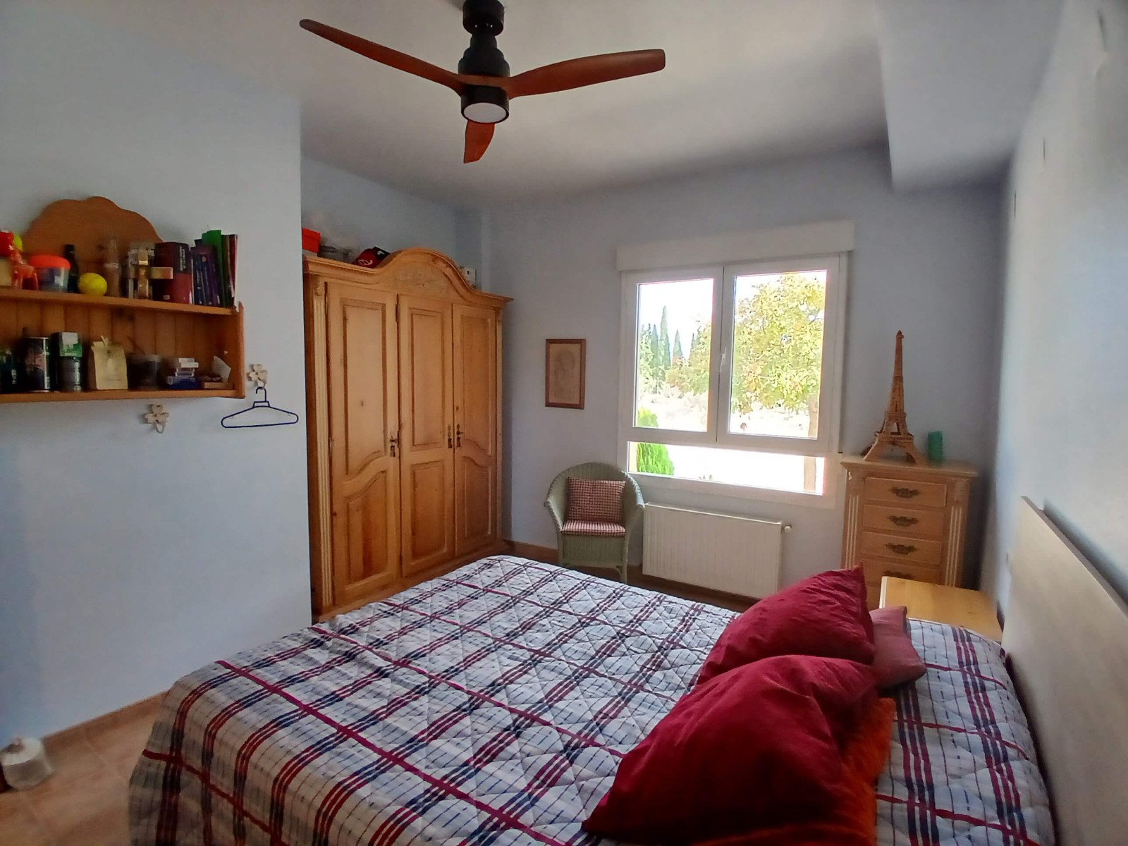 Garden in villa for sale in Yecla