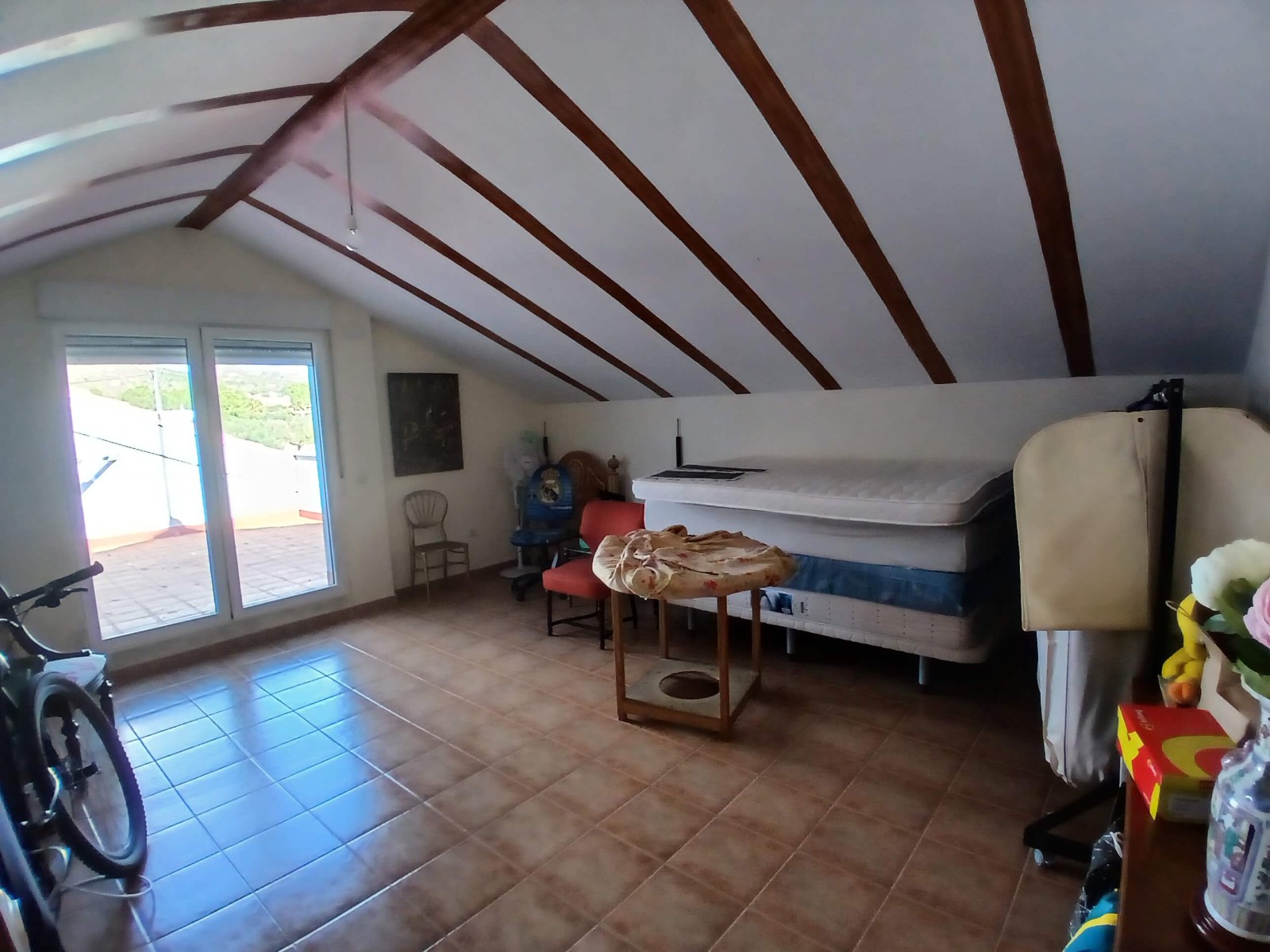 Pool area in villa for sale in Yecla