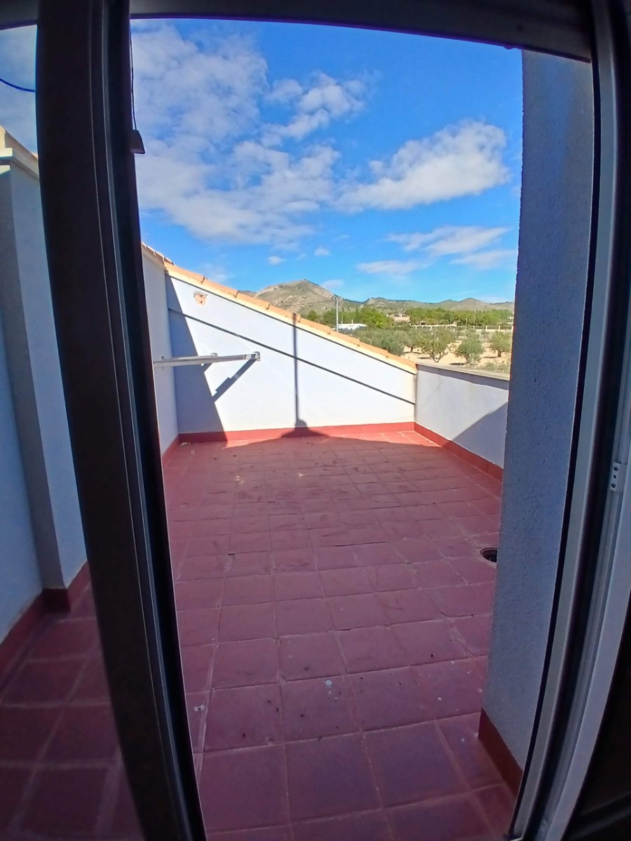 Dining area in villa for sale in Yecla