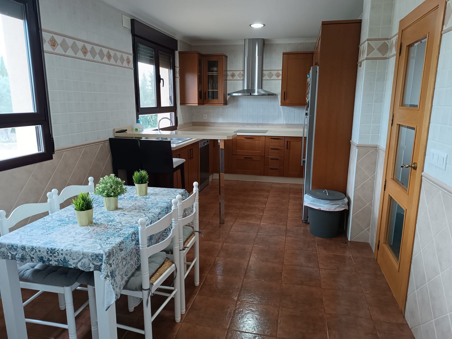 Master bedroom in villa for sale in Yecla