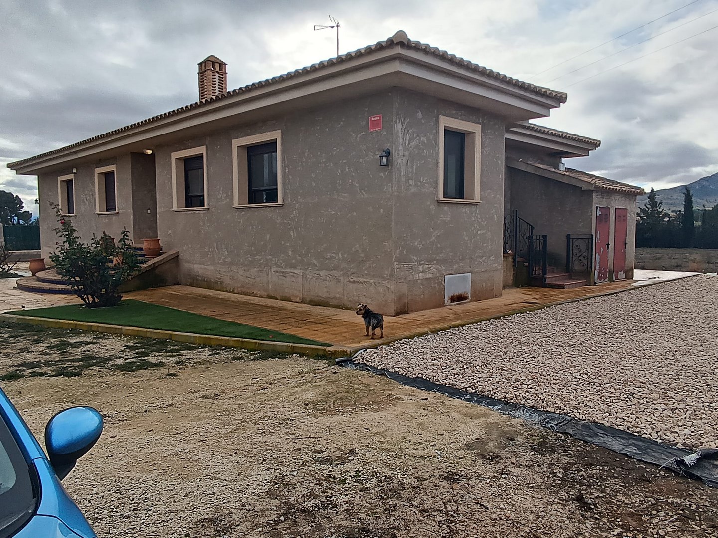 If you are looking for tranquility, generous space, and quality construction, this outstanding semi-