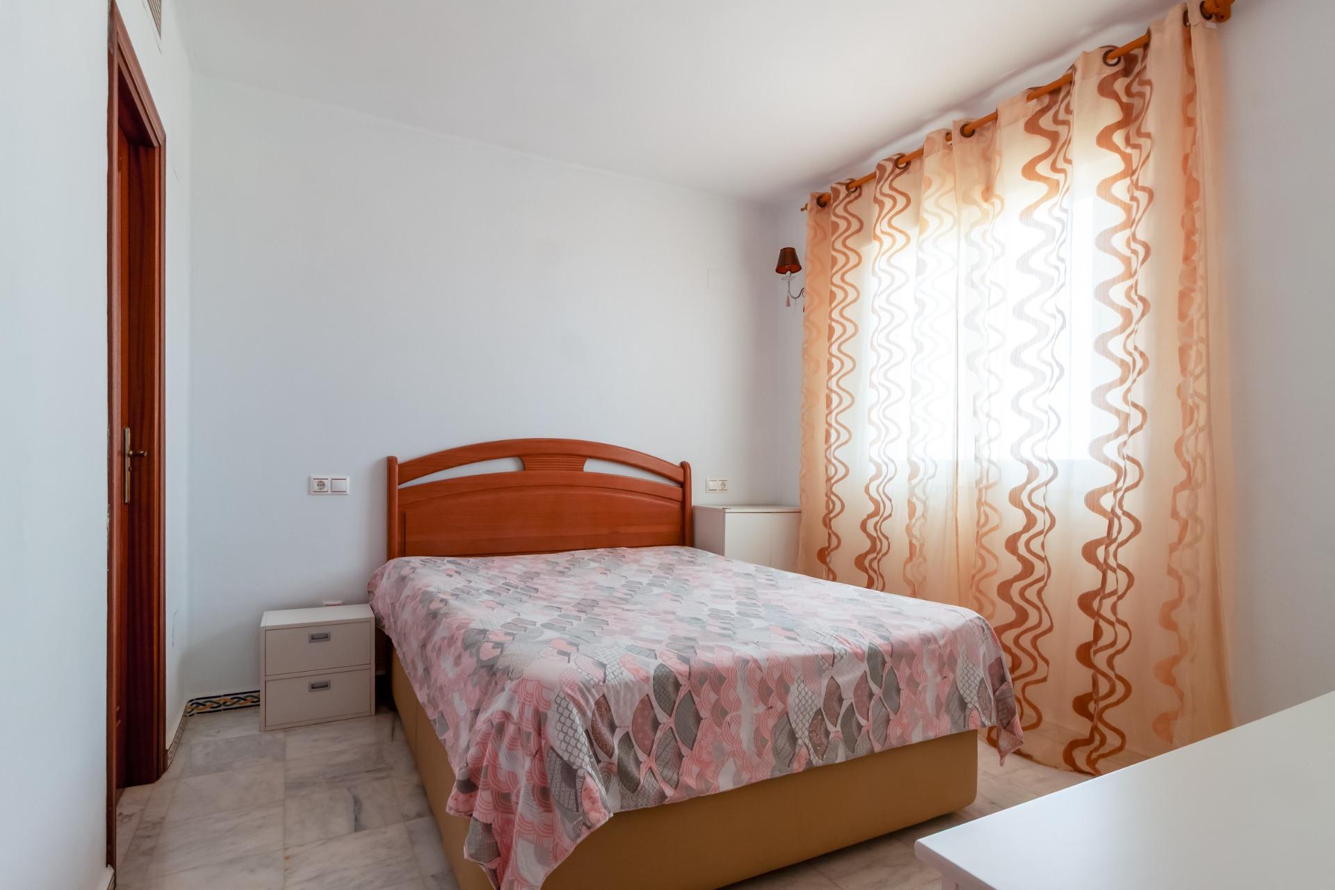 Bathroom in apartment for sale in Torrevieja