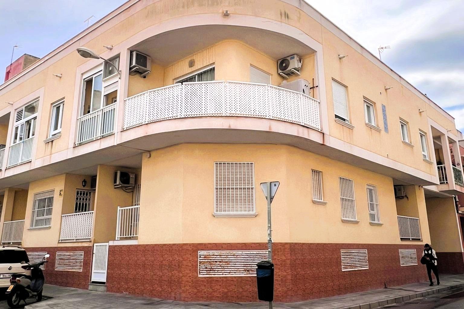 Kitchen in apartment for sale in Torrevieja