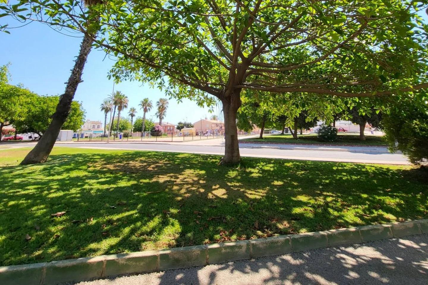 Master bedroom in apartment for sale in Torrevieja