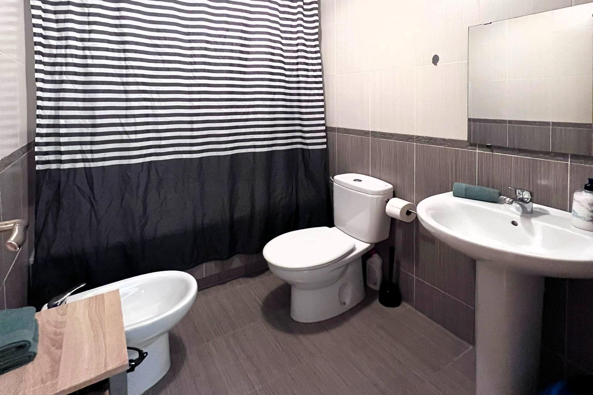 Pool area in apartment for sale in Torrevieja