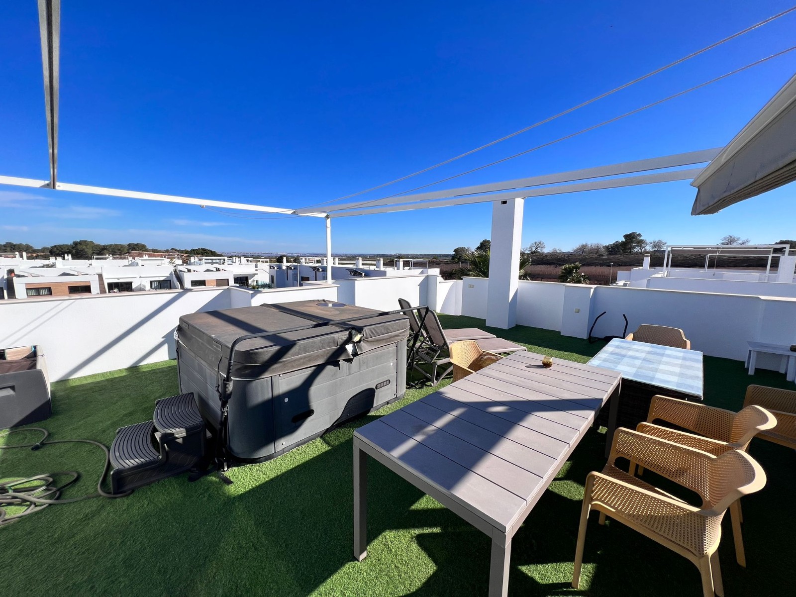 Kitchen in apartment for sale in Orihuela