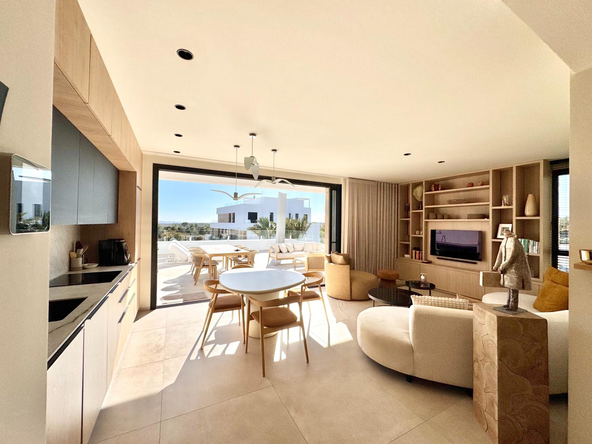 Dining area in apartment for sale in Orihuela