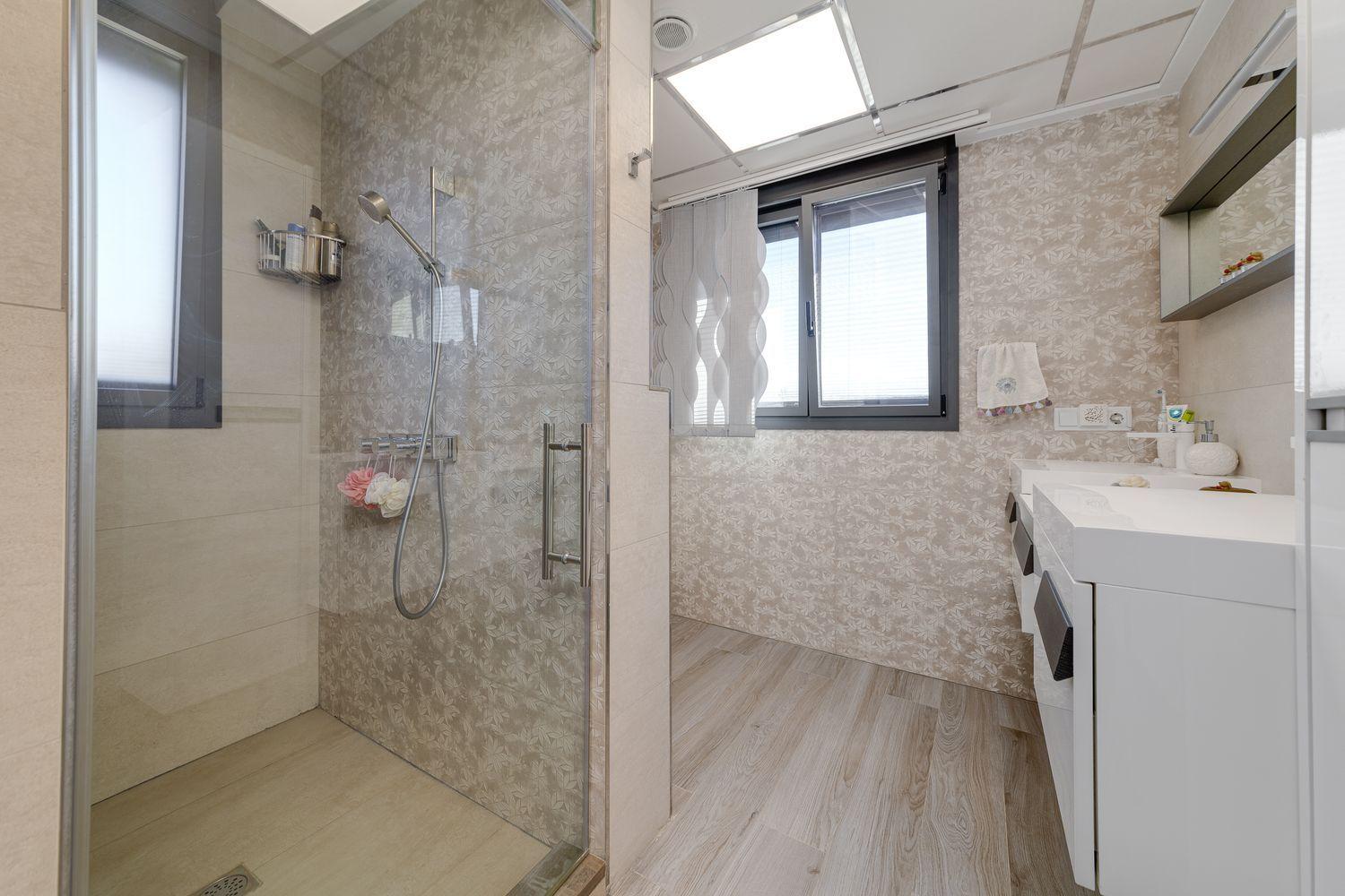Kitchen in villa for sale in Torrevieja
