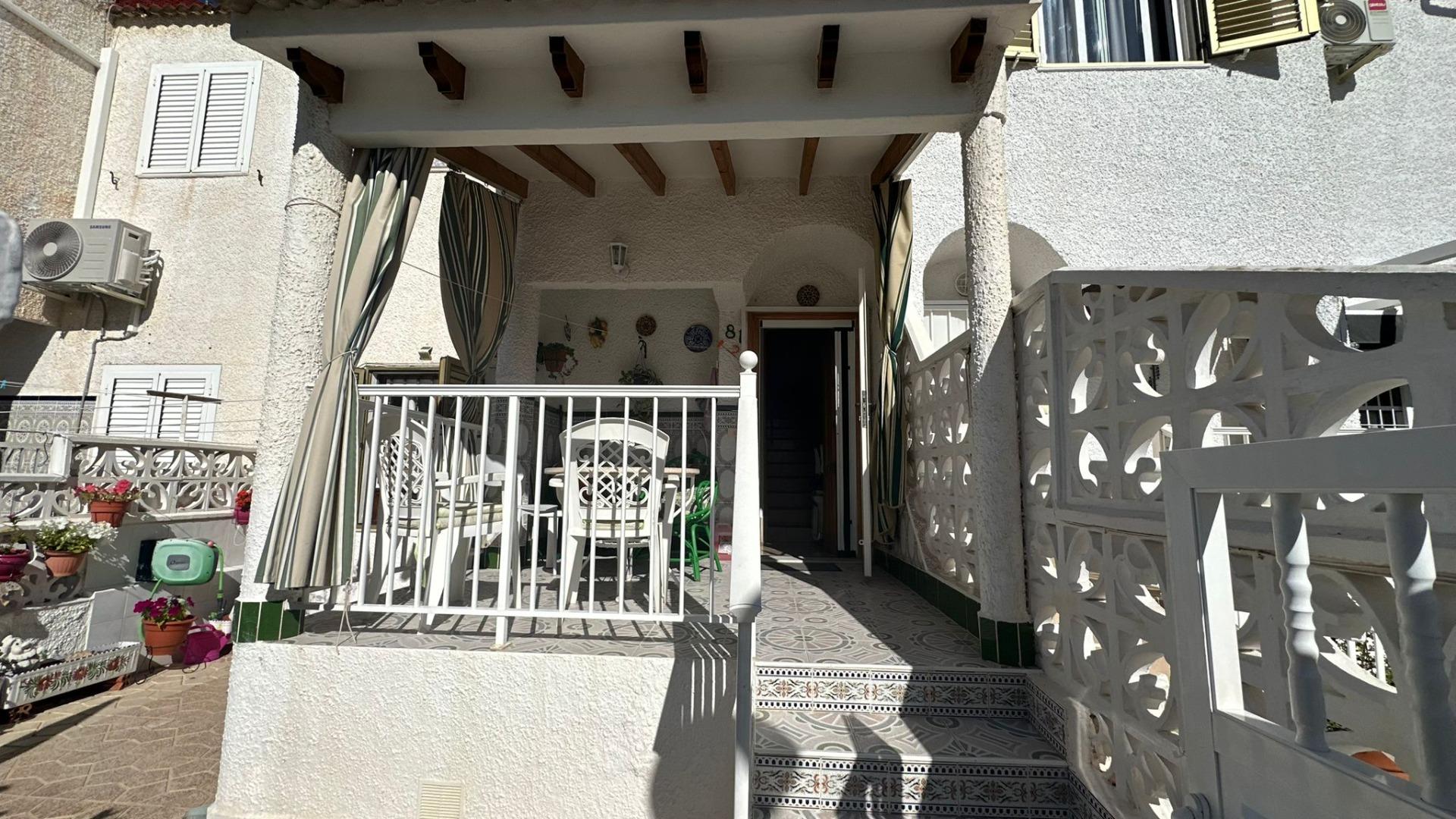 Exterior view in terraced for sale in Torrevieja