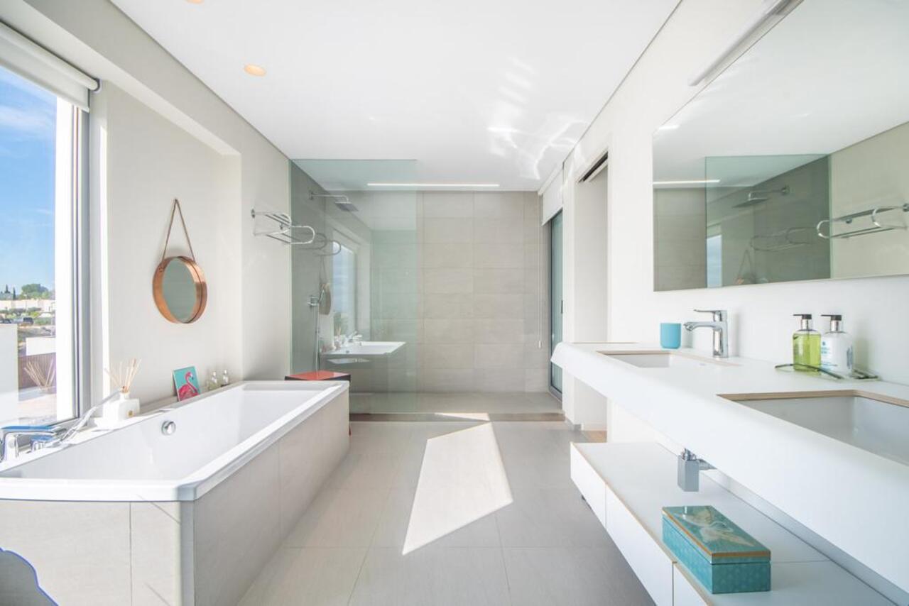 Master bedroom in villa for sale in Orihuela Costa