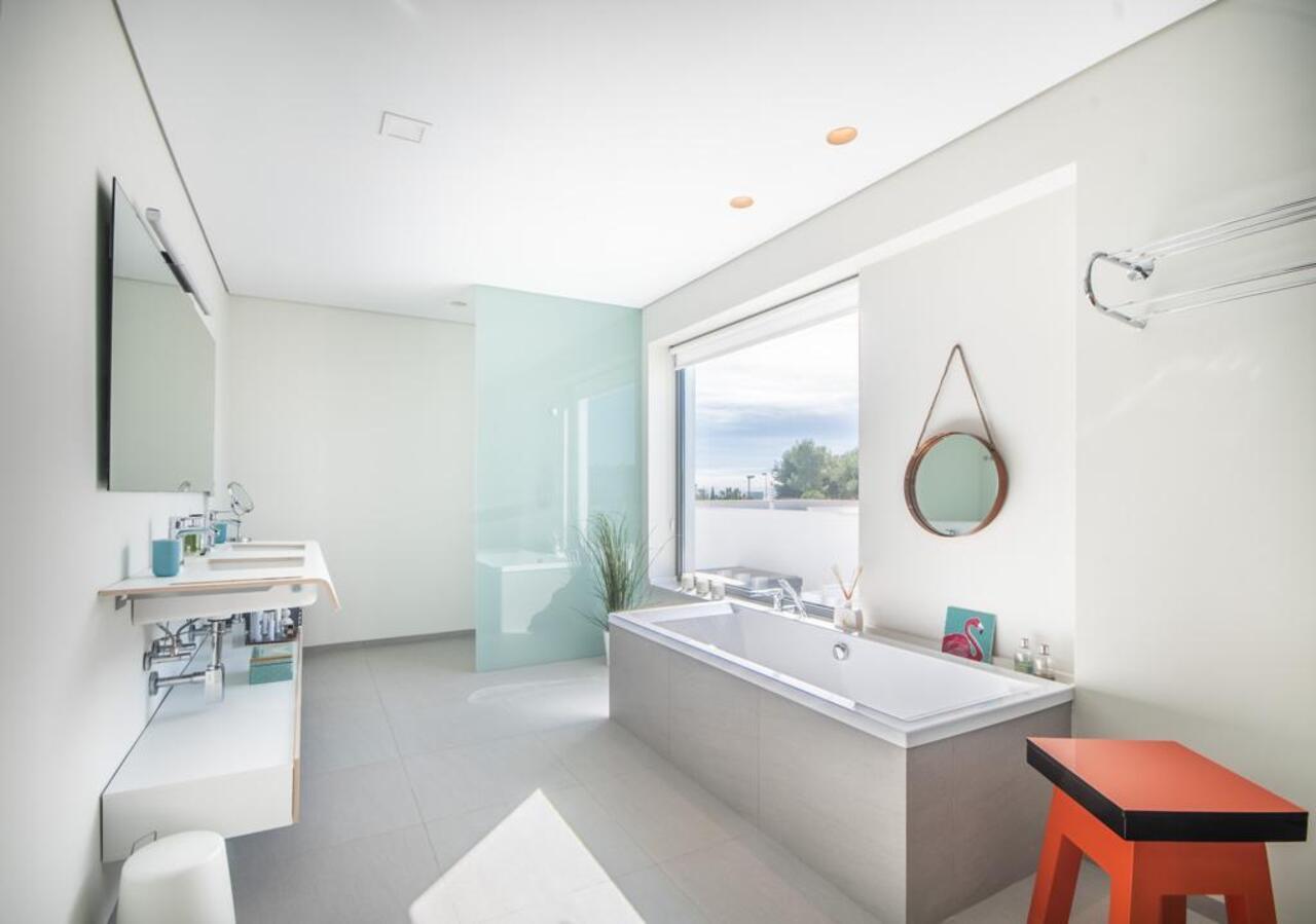 Bathroom in villa for sale in Orihuela Costa