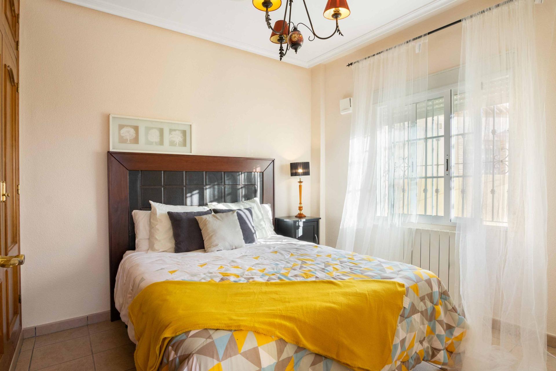 Dining area in terraced for sale in Orihuela Costa
