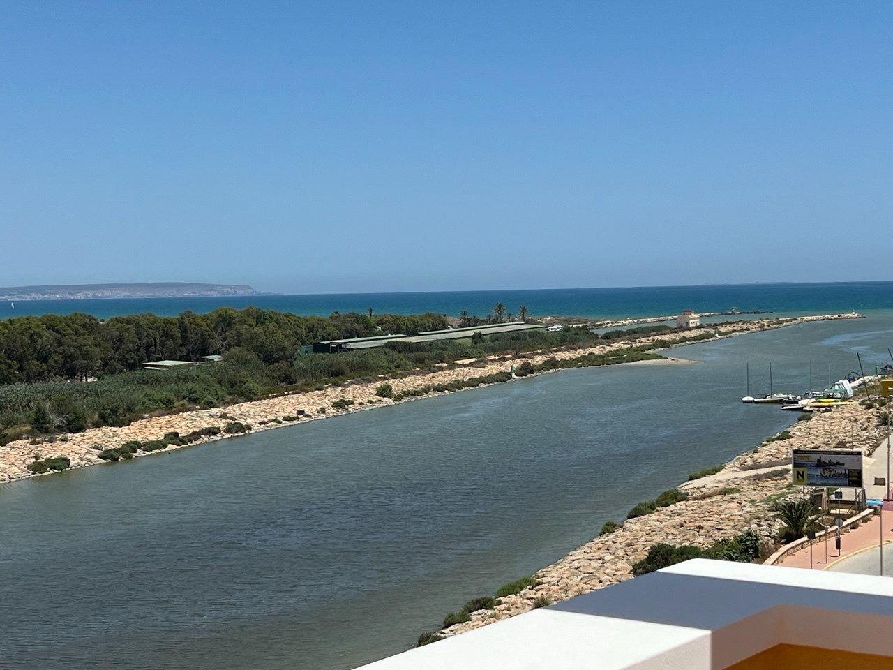 Kitchen in penthouse for sale in Guardamar del Segura