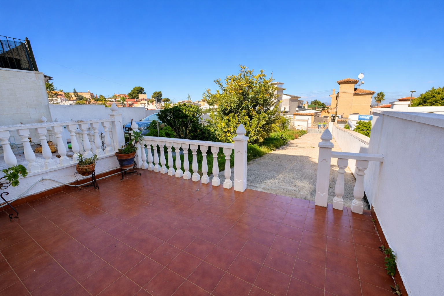 Discover your new home in Los Balcones Torrevieja, a townhouse in good condition, ideal for families