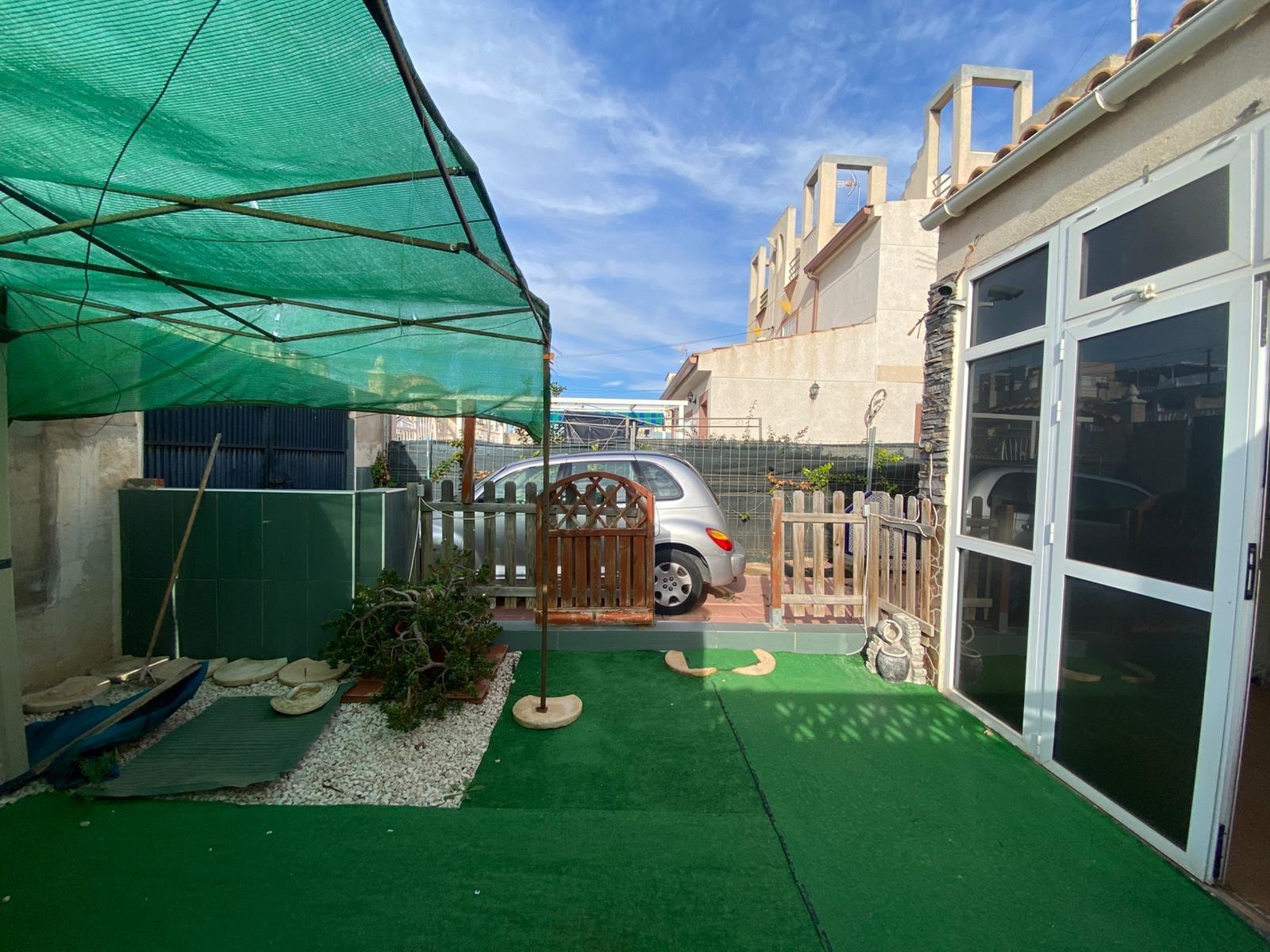 Master bedroom in bungalow for sale in Torrevieja