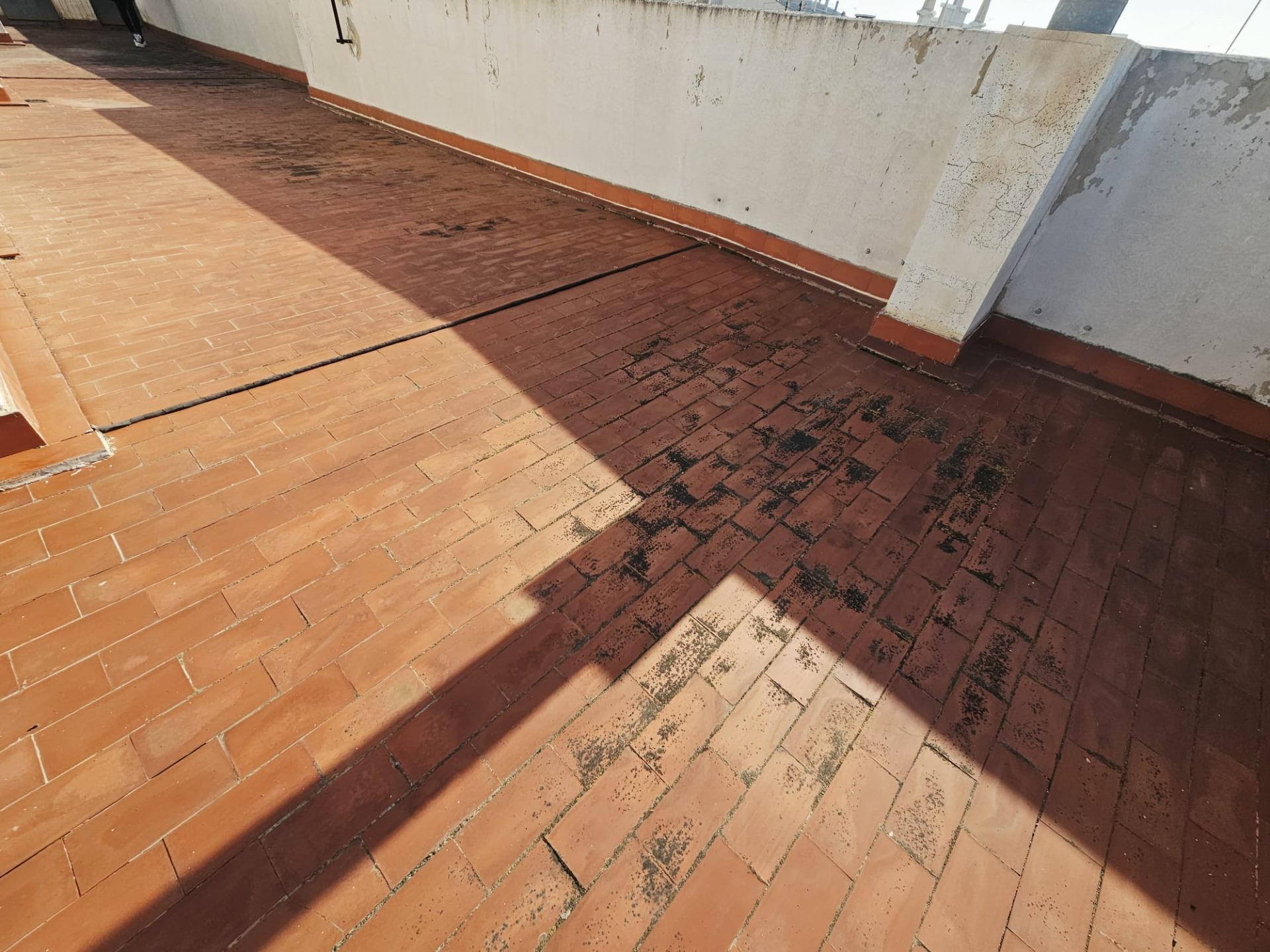 Terrace in apartment for sale in Torrevieja