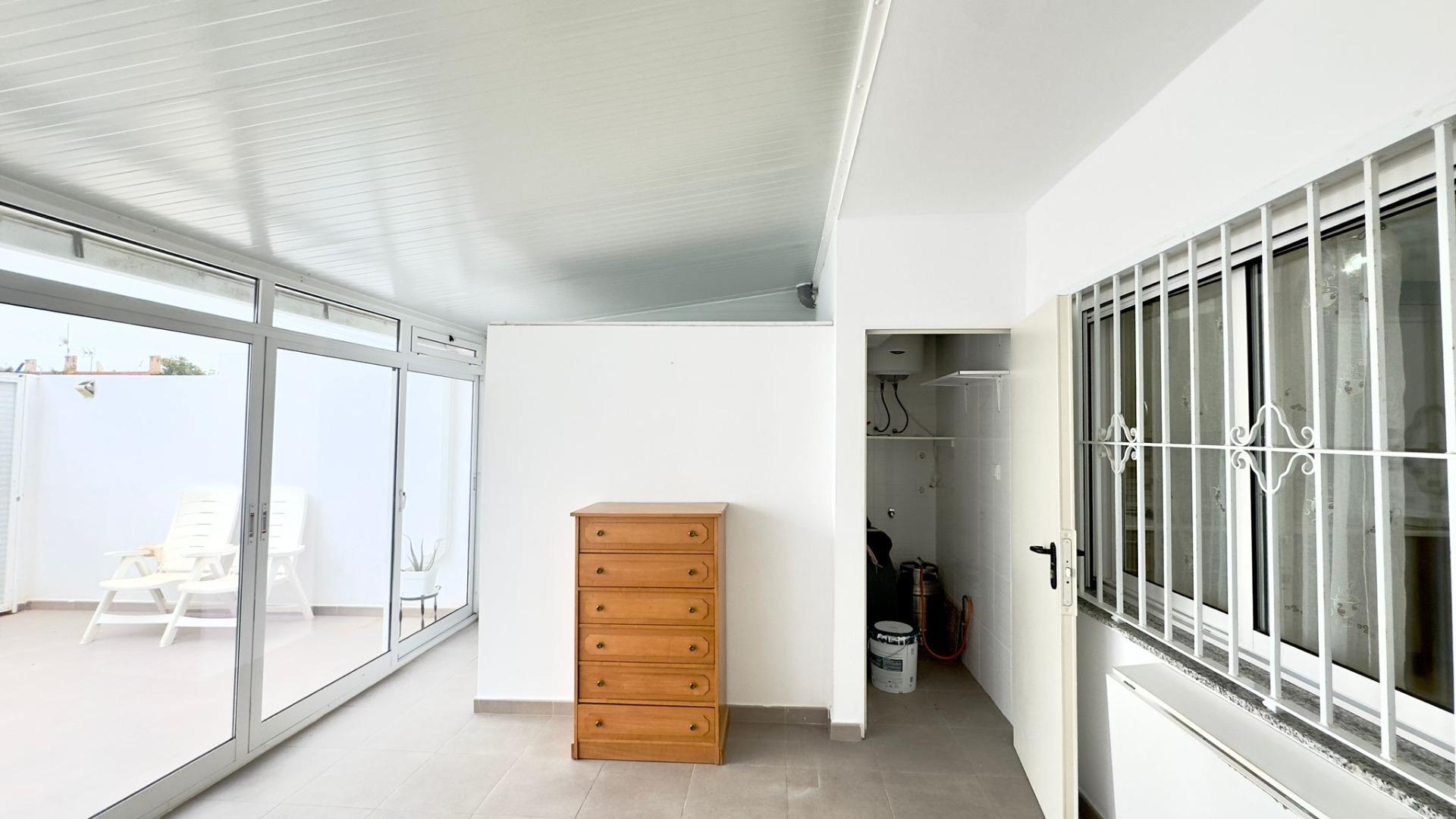 Bedroom in bungalow for sale in Torrevieja