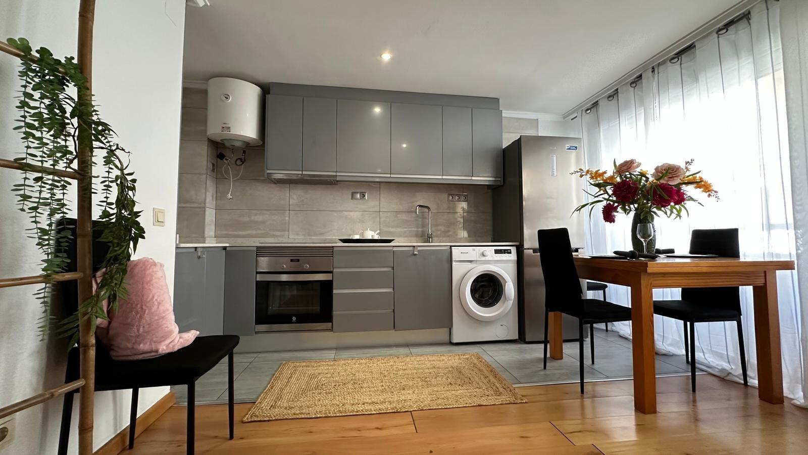 Master bedroom in apartment for sale in Torrevieja