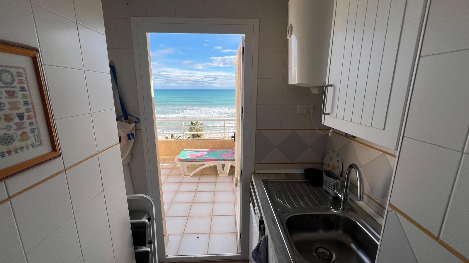 Dining area in penthouse for sale in Torrevieja