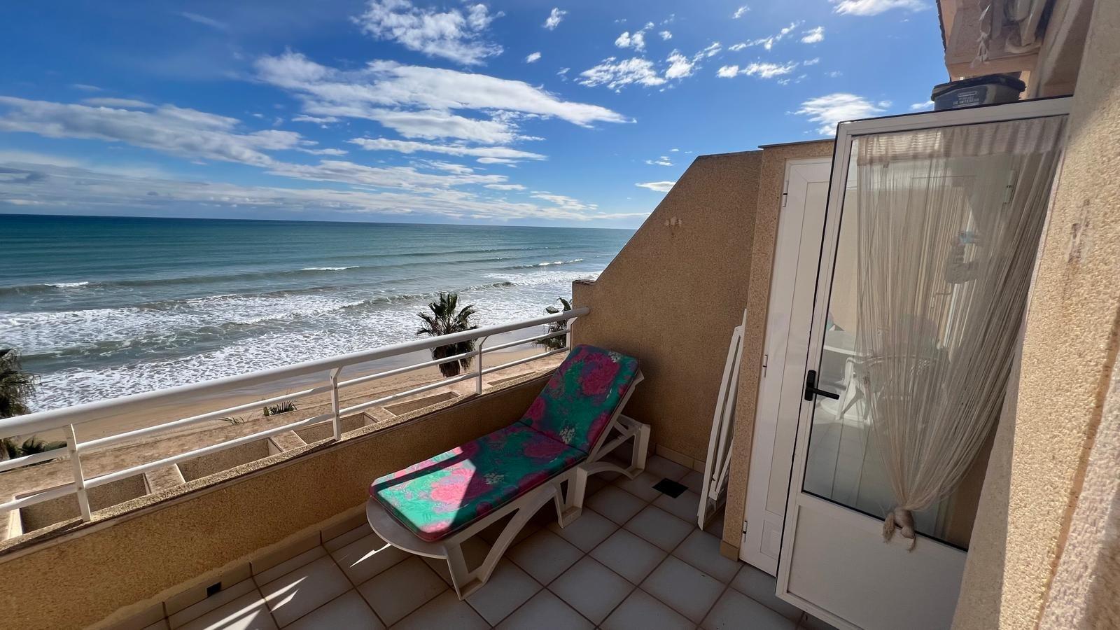 Terrace in penthouse for sale in Torrevieja
