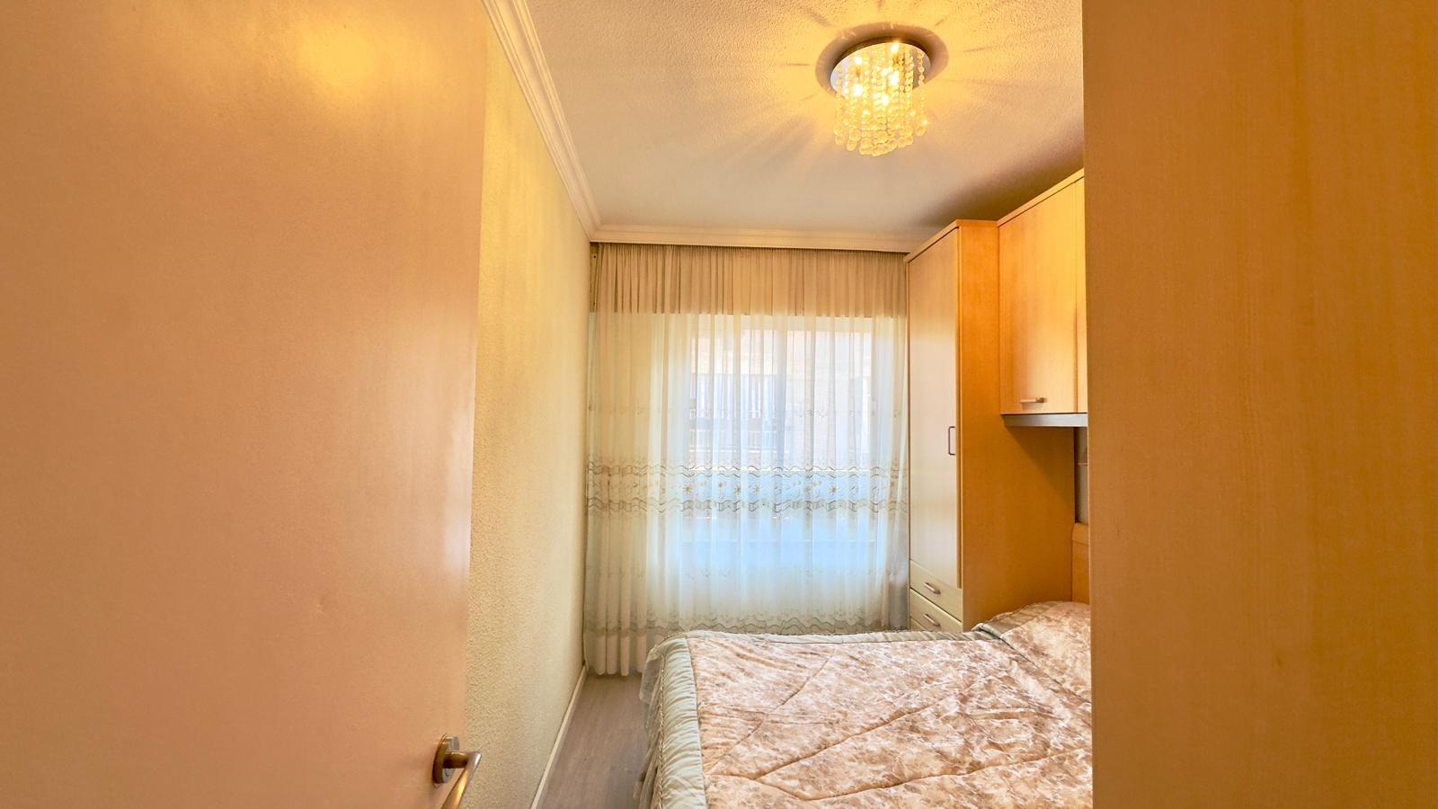 Master bedroom in apartment for sale in Torrevieja