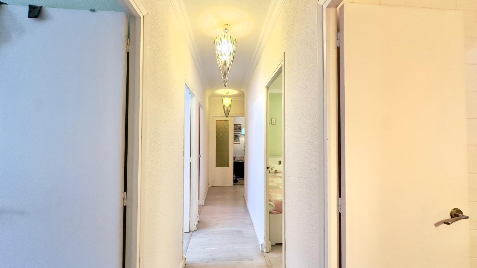 Bedroom in apartment for sale in Torrevieja
