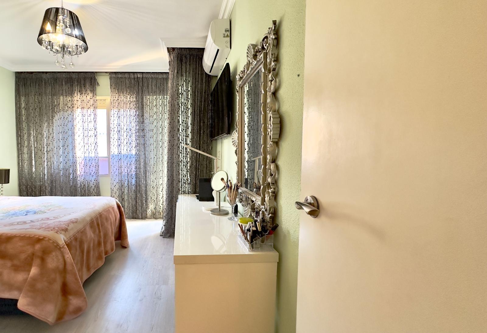 Pool area in apartment for sale in Torrevieja