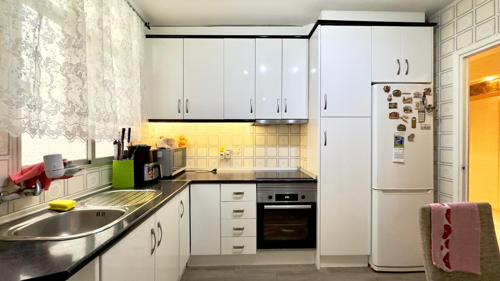 Terrace in apartment for sale in Torrevieja