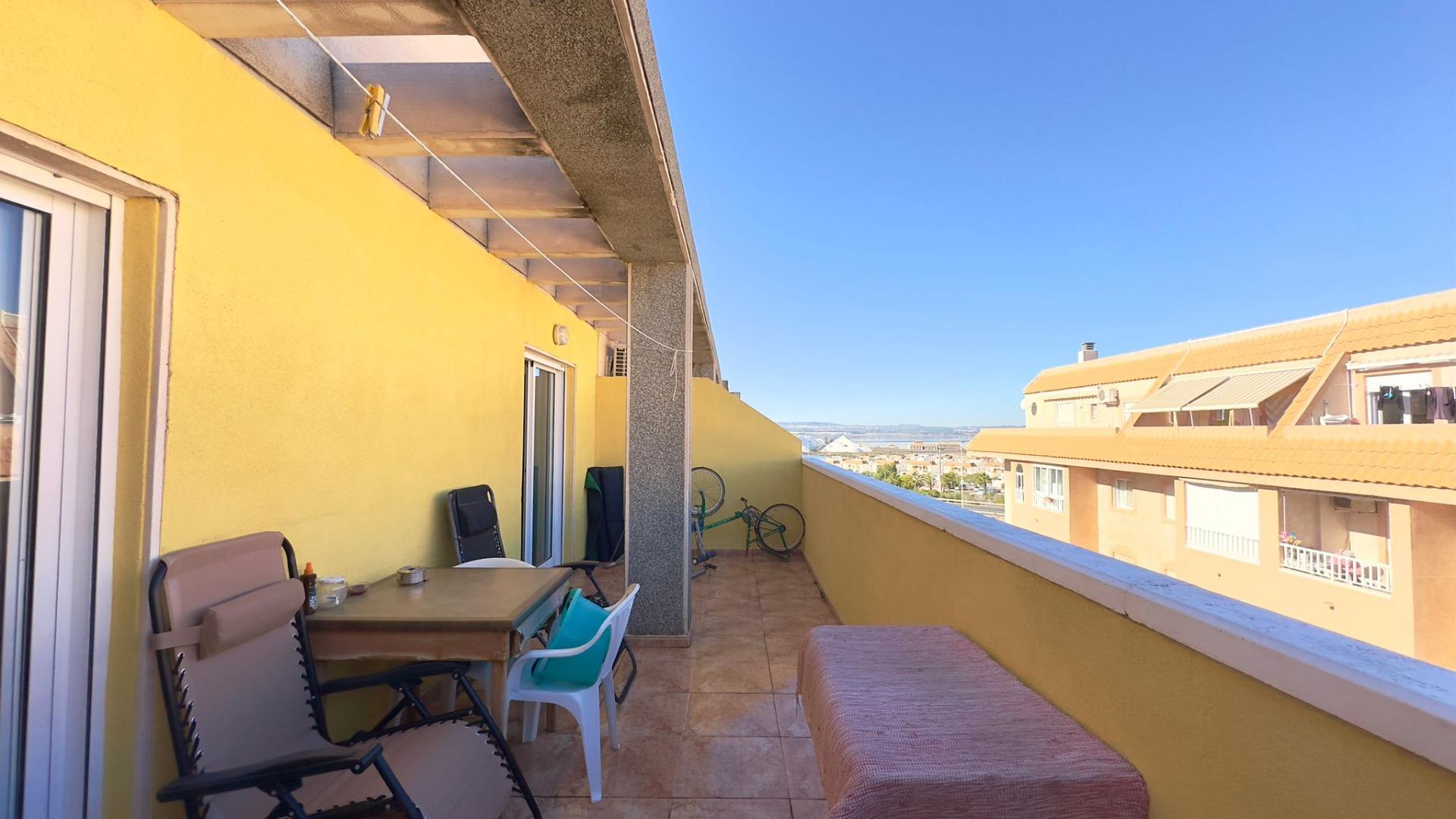 Bathroom in penthouse for sale in Torrevieja