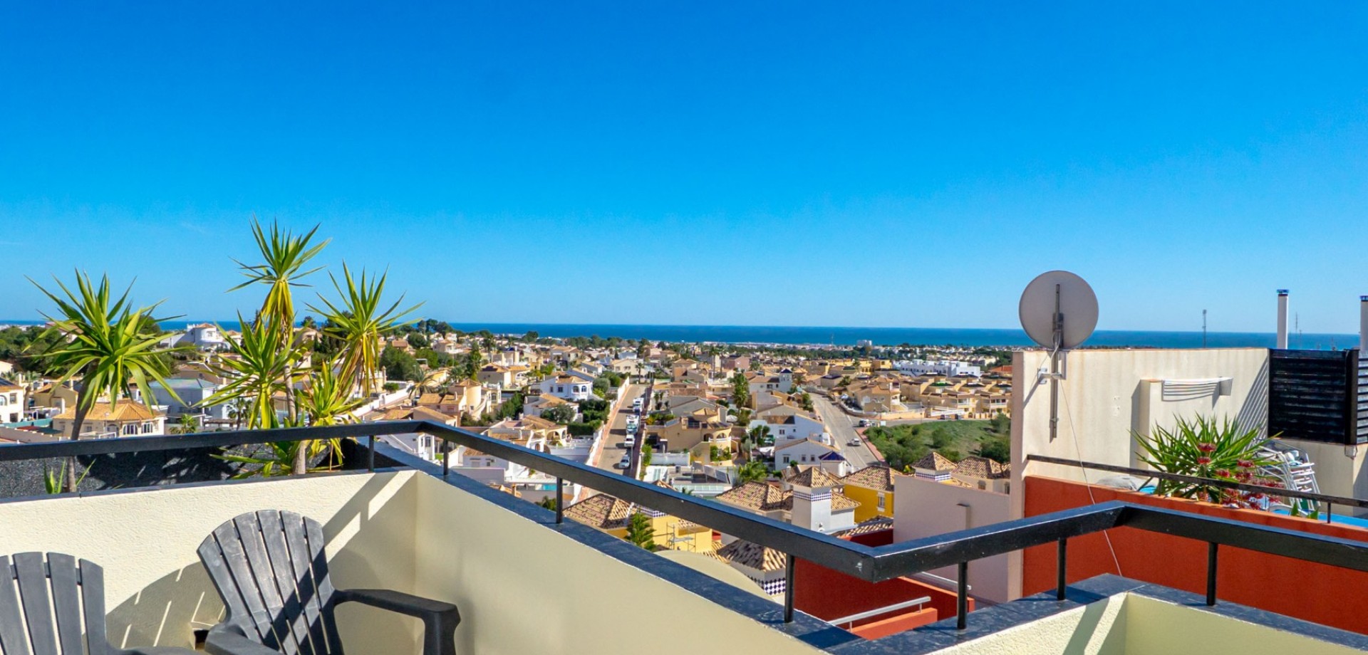 Garden in terraced for sale in Orihuela Costa