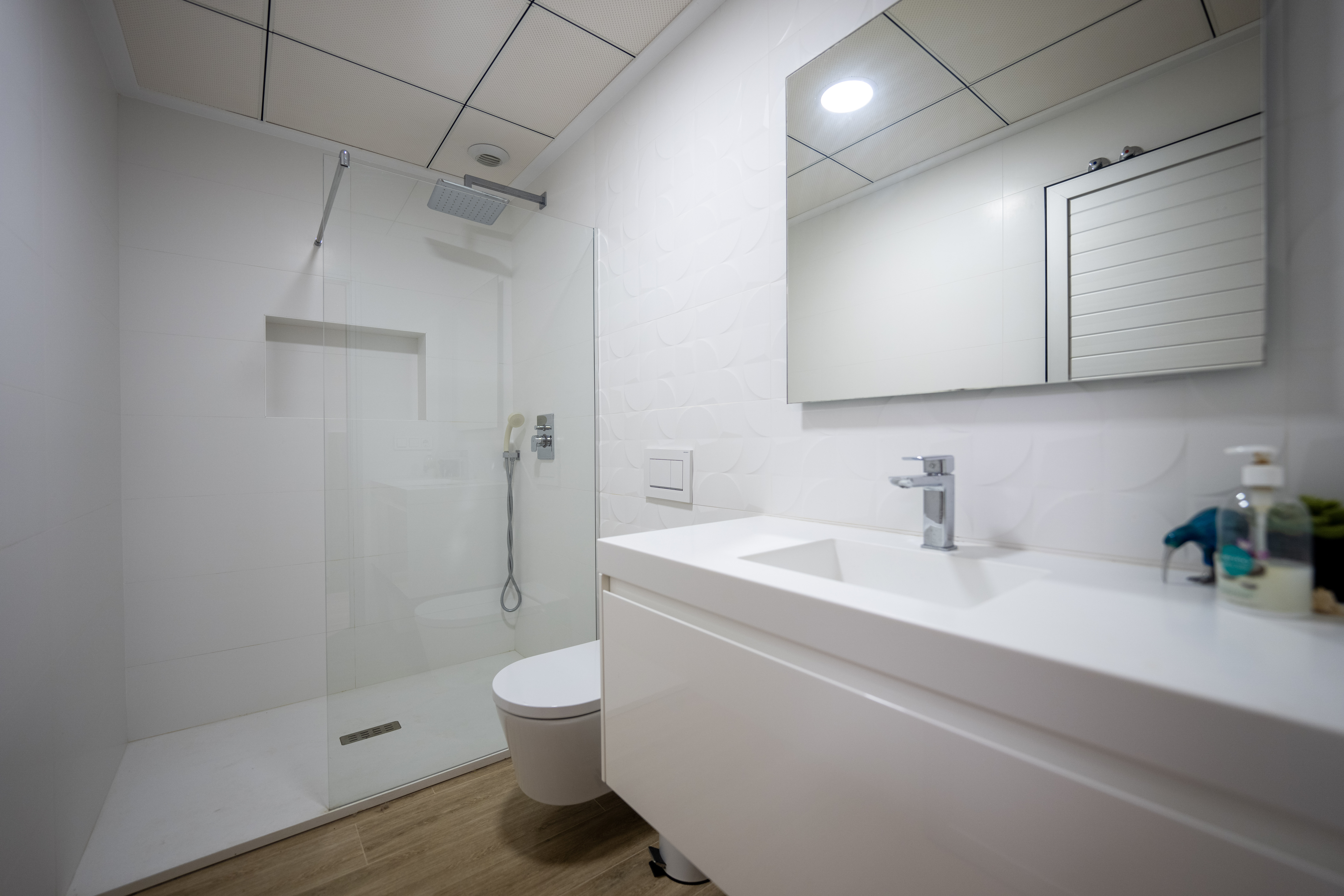 Bathroom in villa for sale in Orihuela Costa