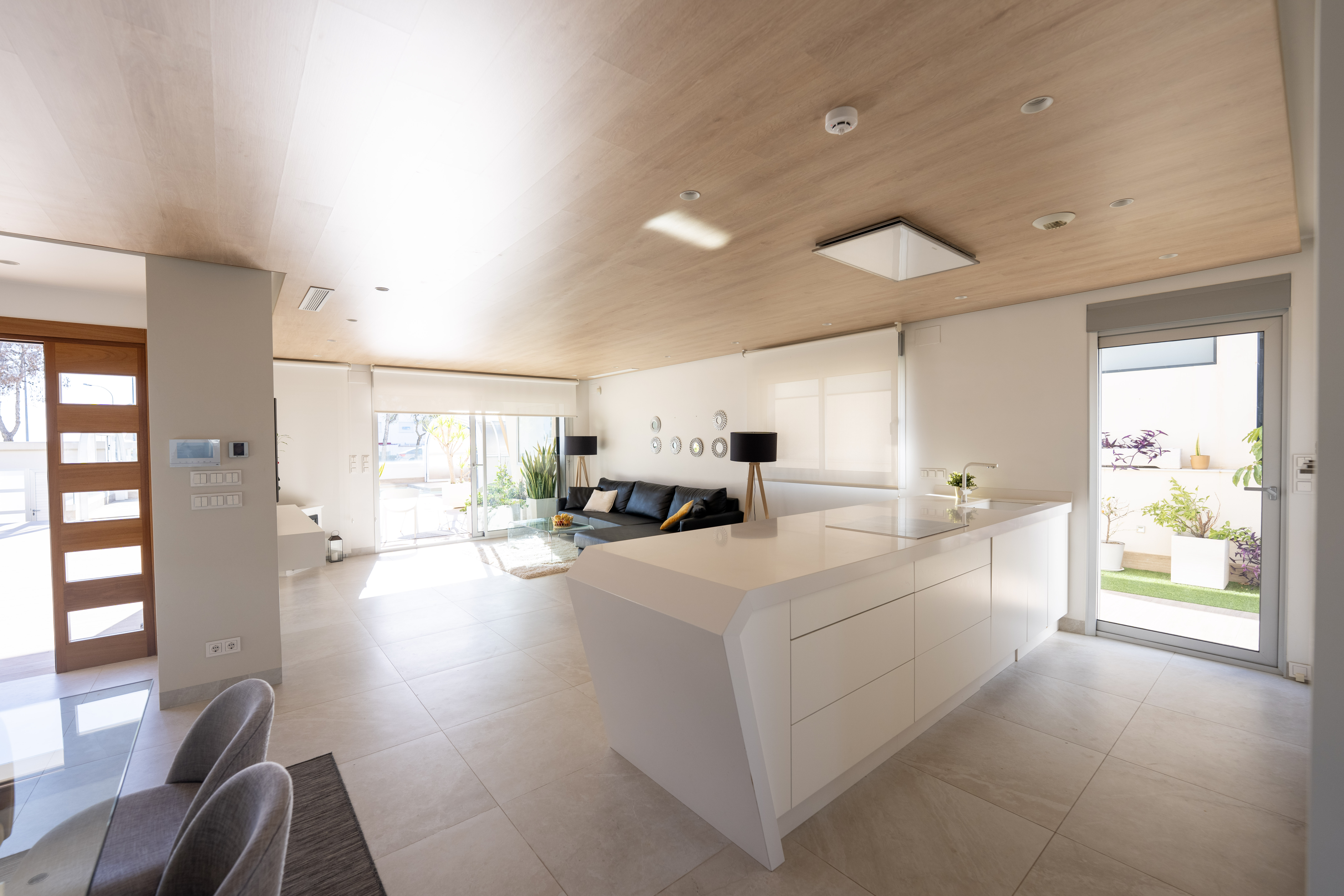Dining area in villa for sale in Orihuela Costa
