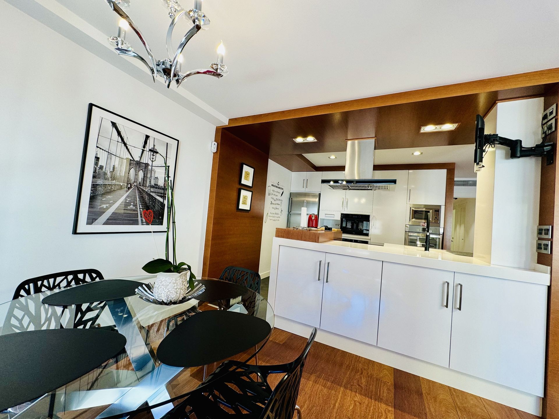 Master bedroom in apartment for sale in Torrevieja
