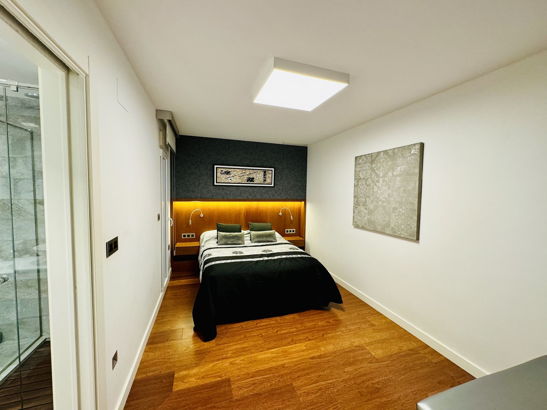 Exclusive Apartment in Torrevieja with Garage