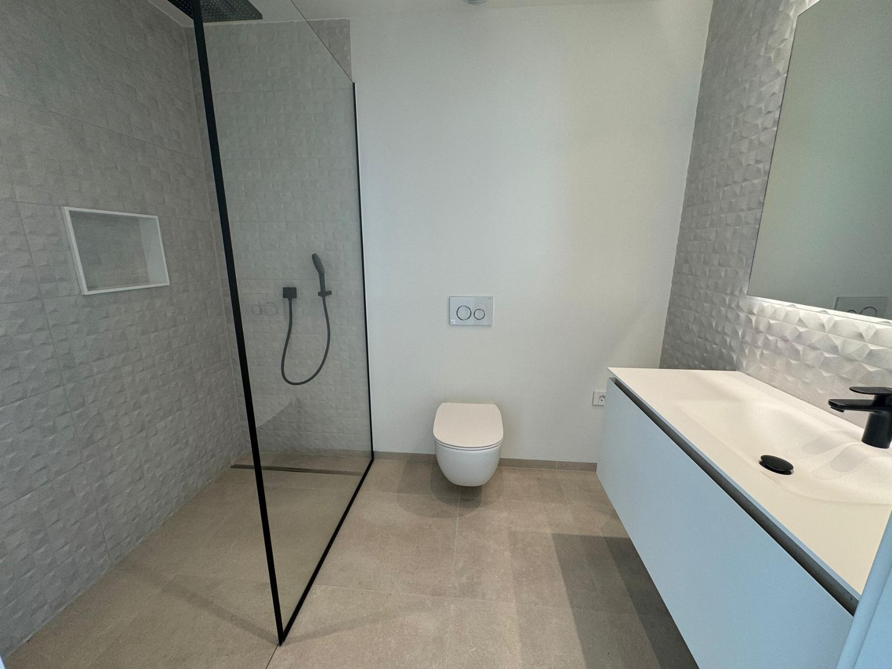 Garden in apartment for sale in Orihuela Costa