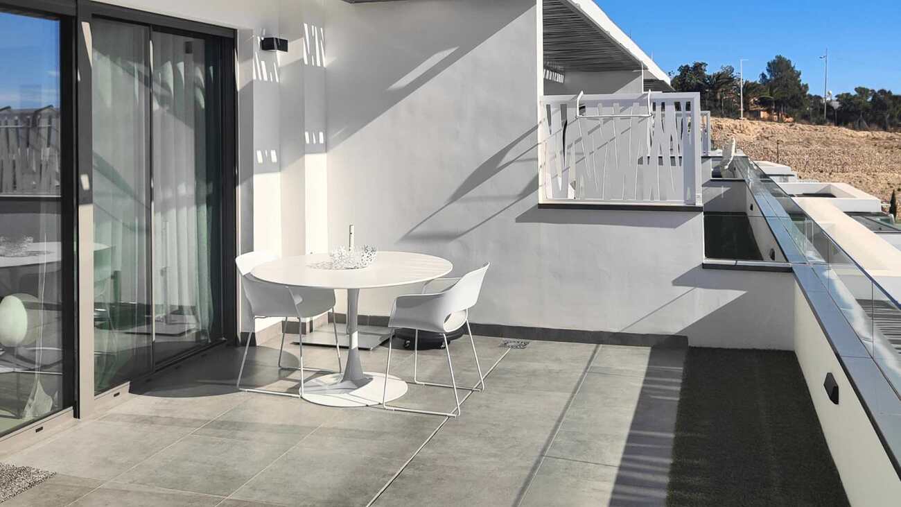 Pool area in apartment for sale in Finestrat