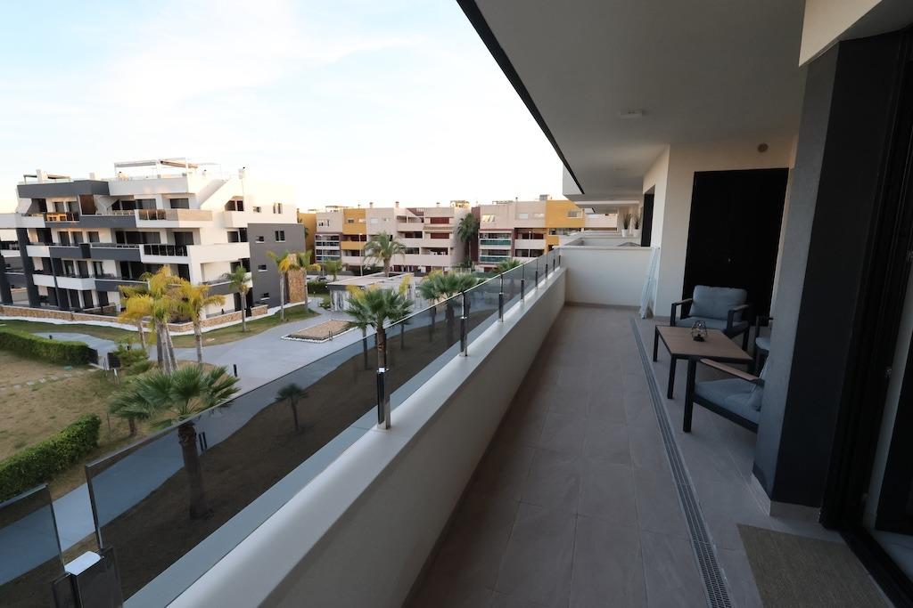 Dining area in apartment for sale in Orihuela Costa