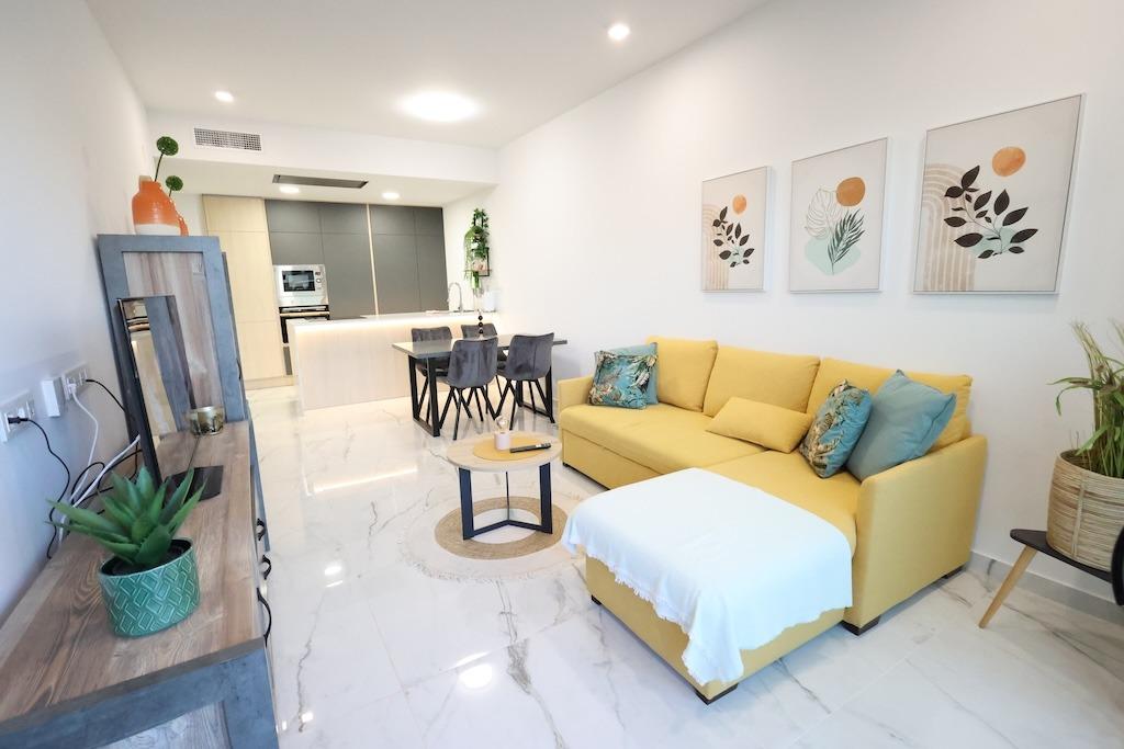 Bedroom in apartment for sale in Orihuela Costa