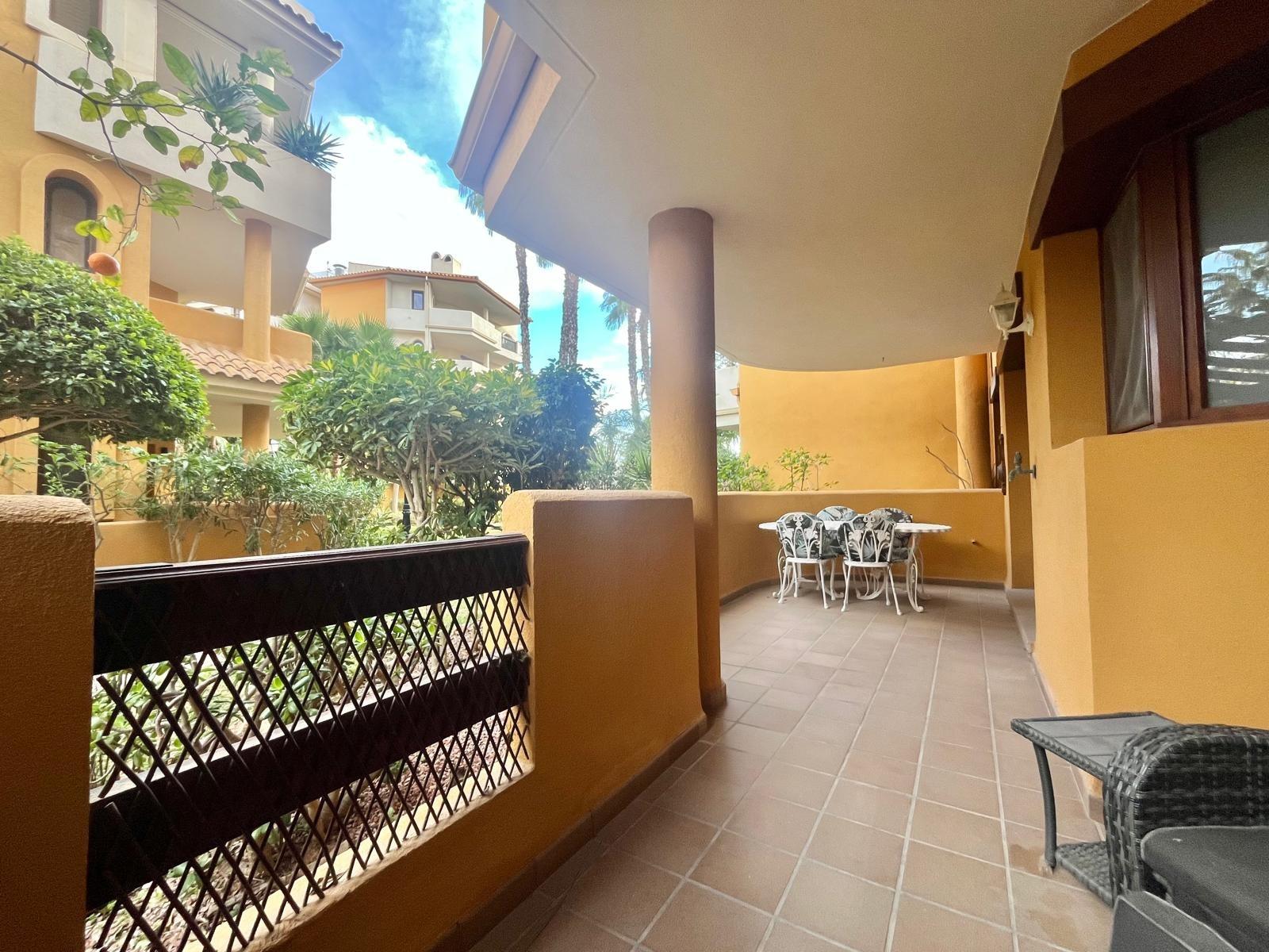 Bedroom in bungalow for sale in Torrevieja