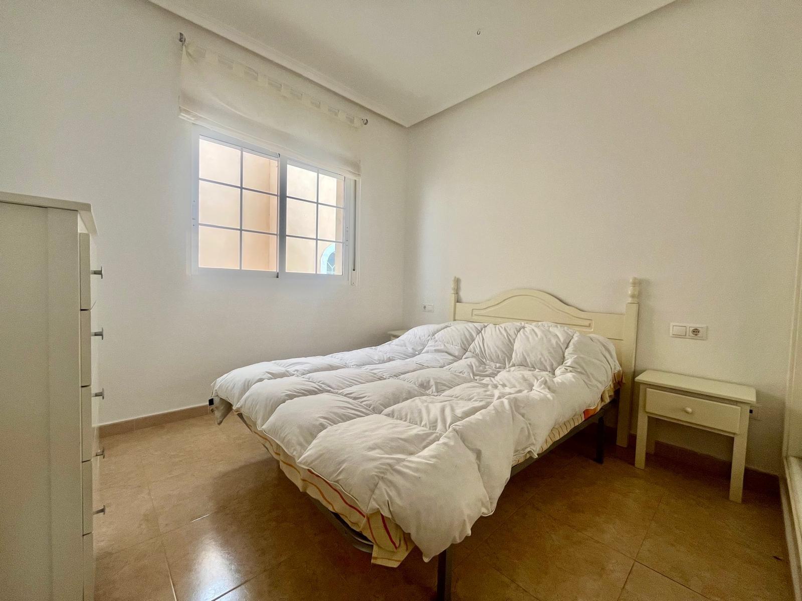 Bedroom in bungalow for sale in San Fulgencio