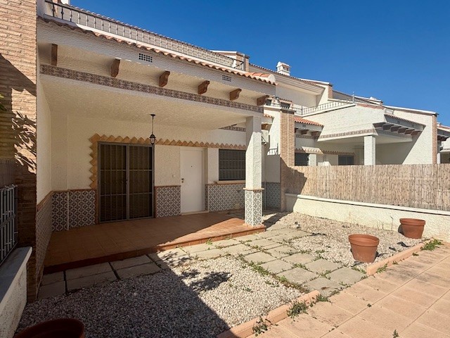 Bedrooms: 3, Bathrooms: 3, Town House in San Miguel de Salinas, Alicante, Spain