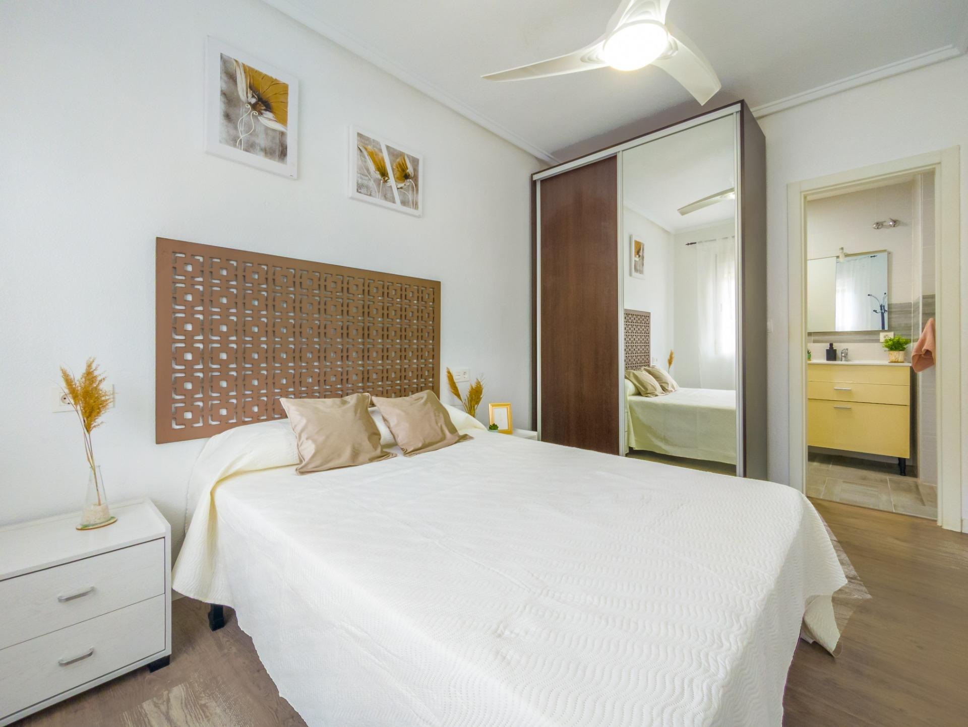 Dining area in apartment for sale in Torrevieja
